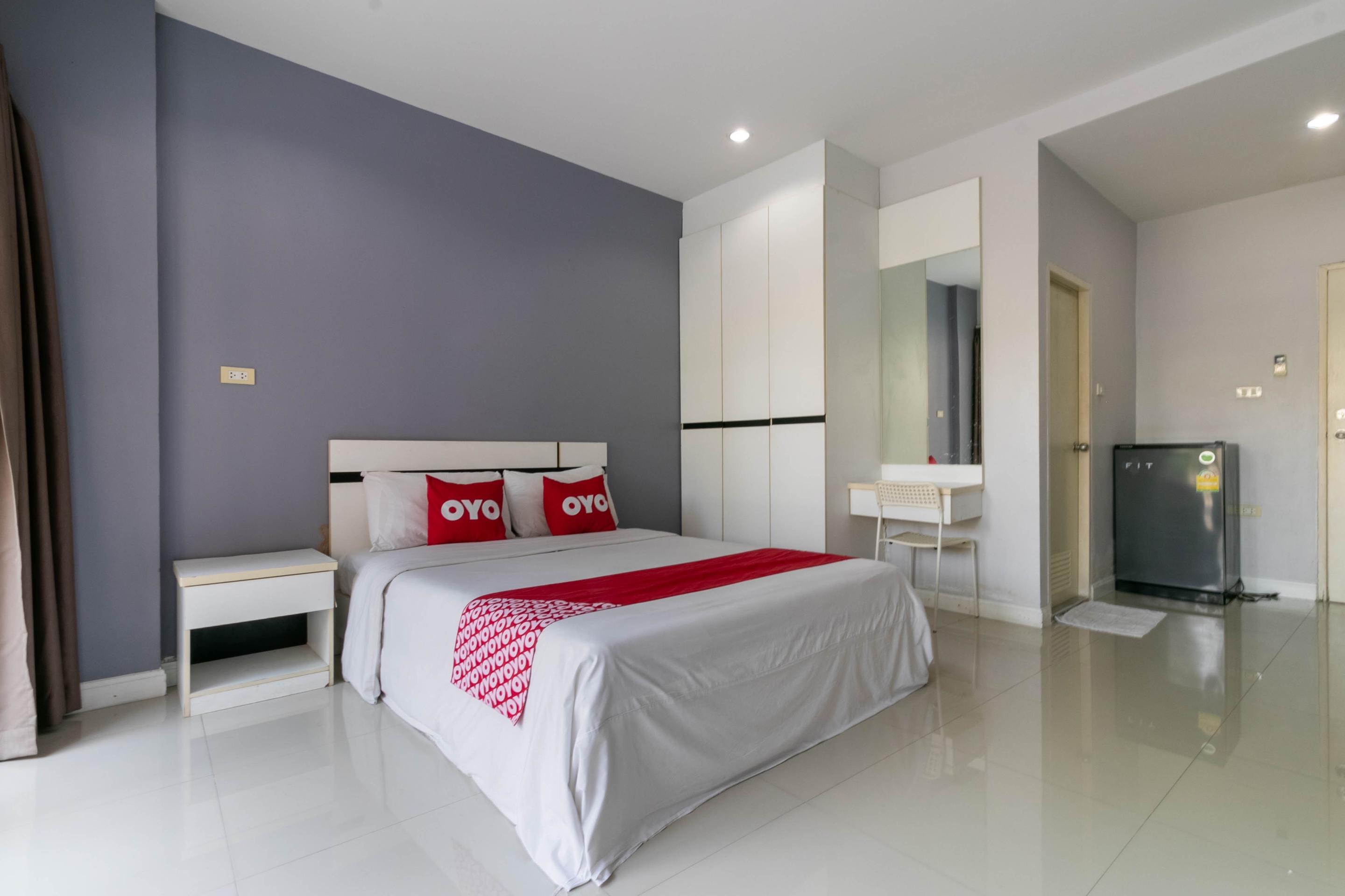Oyo 75389 Pandora House Hotel Pattaya Exterior photo