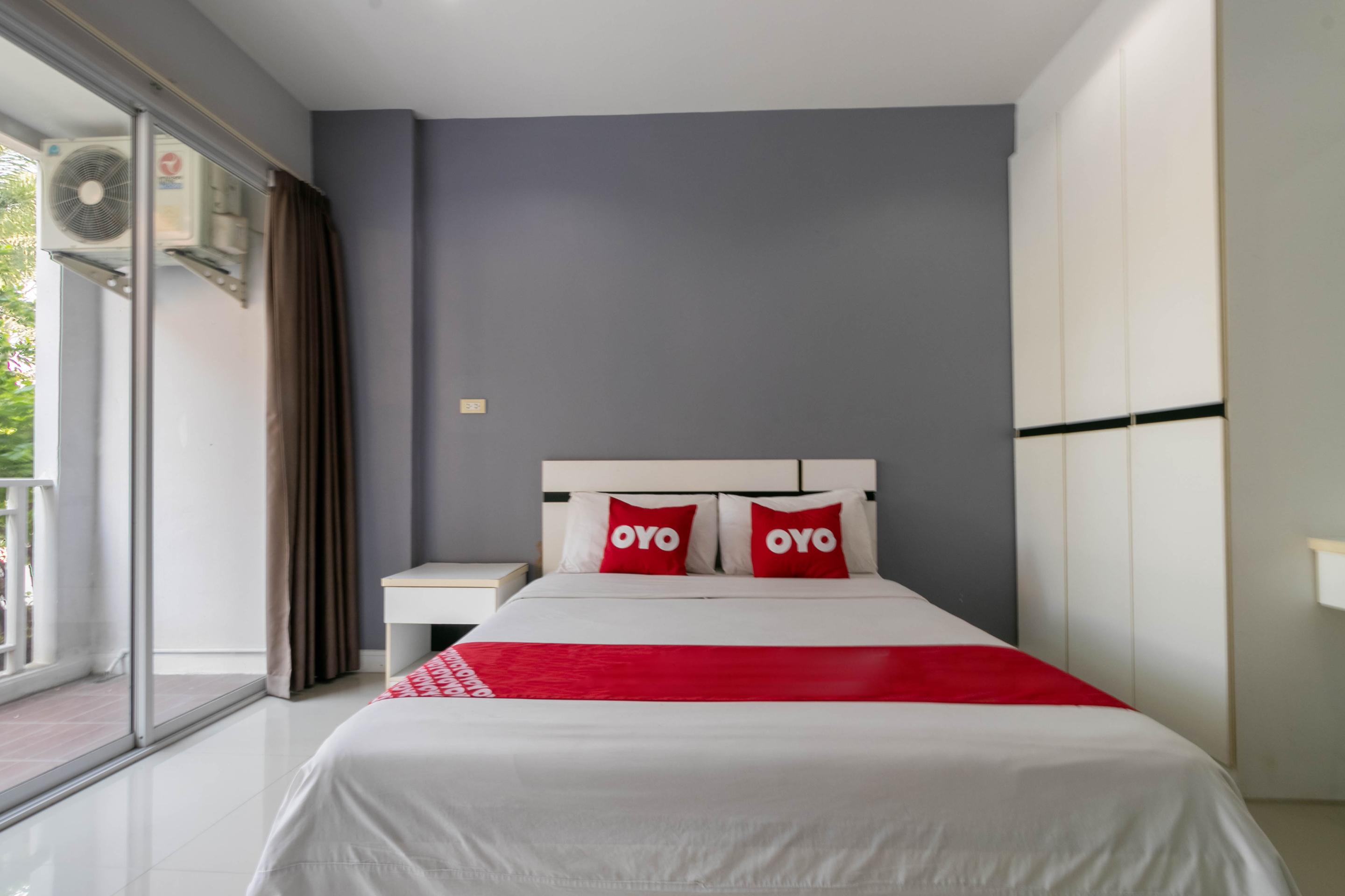 Oyo 75389 Pandora House Hotel Pattaya Exterior photo